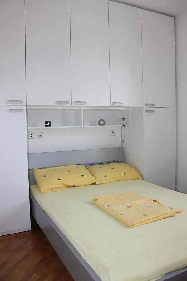 Apartments Jtv Simuni Kolan
