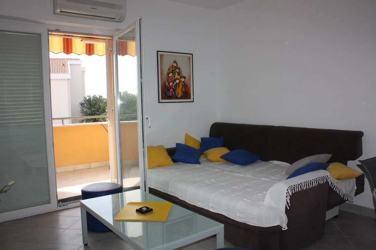 Apartments Jtv Simuni Kolan Chorvatsko
