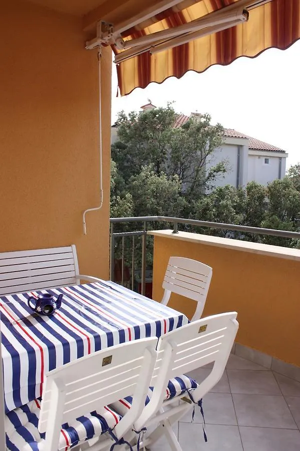 Apartments Jtv Simuni Kolan