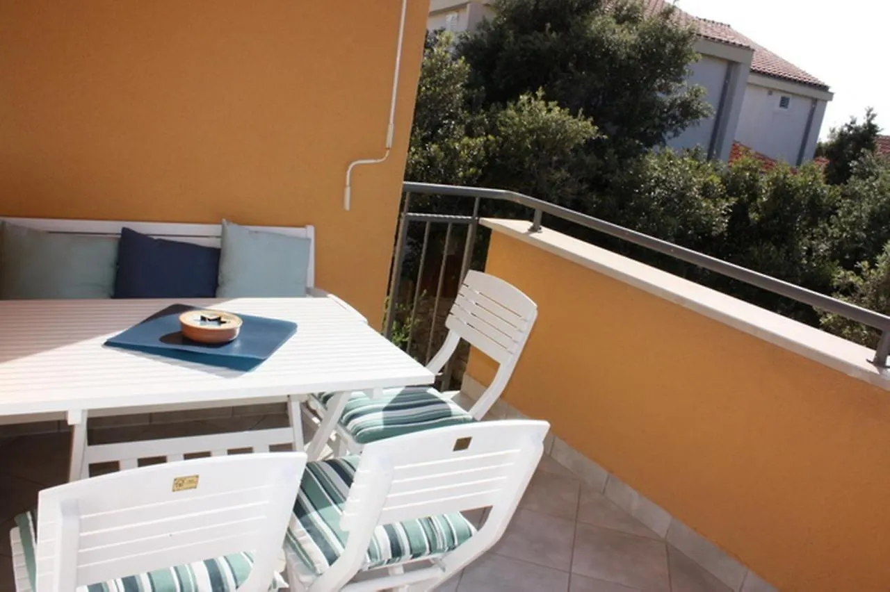 Apartments Jtv Simuni Kolan Chorvatsko